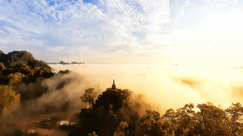 扎西卓瑪拜見大聖德旺扎上尊