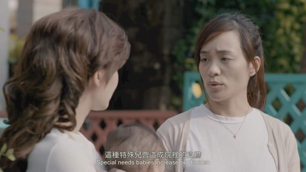 收留特殊兒使大家擔心育幼院無法負擔，但院長仍願意接納孩子。